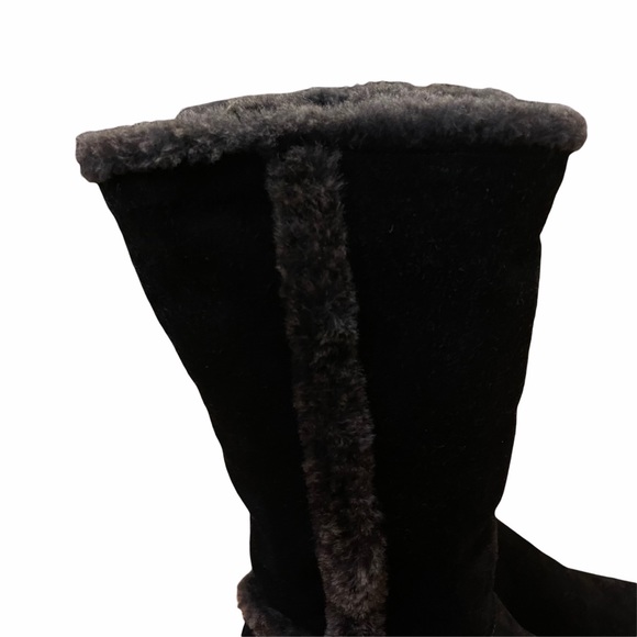 Stuart Weitzman Black Tall Sherpa Side Zipper Winter Boots - Picture 3 of 13
